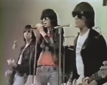 123 ROCK | Ramones - Ramones - Beat On The Brat - 1976 | Live - MPC TV Studio - New York - New York (State) - United States of America (USA) - 1976 | Joey Ramone (Jeffrey Ross Hyman) (Also called : Jeff Starship) - May 19, 1951 - Queens, New York City, New York, United States of America - Lead Vocals (1974 - 1996) - Drums (1974), Johnny Ramone (John William Cummings) - October 8, 1948 - Queens, New York City, New York, United States of America - Guitar (1974 - 1996), Dee Dee Ramone (Douglas Glenn Colvin) (Also called : Dee Dee King) - September 18, 1951 - Fort Gregg-Adams, Virginia, United States of America - Bass Guitar, Backing Vocals, Co-Lead Vocals (1974 - 1989) - Guitar (1974), Tommy Ramone (Tamás Erdélyi) (Also called : Thomas Erdelyi) - January 29, 1949 - Budapest, Hungary - Drums (1974 - 1978) | Music, Informations, Lead Singer, Album Infos, Song, Listen, Watch, Look, See, View, Photos, Clip, Live, Concerts, Videos, Album Cover, Photographs