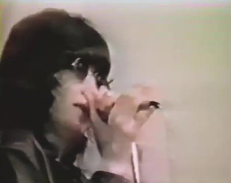 123 ROCK | Ramones - Ramones - Judy Is A Punk - 1976 | Live - MPC TV Studio - New York - New York (State) - United States of America (USA) - 1976 | Joey Ramone (Jeffrey Ross Hyman) (Also called : Jeff Starship) - May 19, 1951 - Queens, New York City, New York, United States of America - Lead Vocals (1974 - 1996) - Drums (1974), Johnny Ramone (John William Cummings) - October 8, 1948 - Queens, New York City, New York, United States of America - Guitar (1974 - 1996), Dee Dee Ramone (Douglas Glenn Colvin) (Also called : Dee Dee King) - September 18, 1951 - Fort Gregg-Adams, Virginia, United States of America - Bass Guitar, Backing Vocals, Co-Lead Vocals (1974 - 1989) - Guitar (1974), Tommy Ramone (Tamás Erdélyi) (Also called : Thomas Erdelyi) - January 29, 1949 - Budapest, Hungary - Drums (1974 - 1978) | Music, Informations, Lead Singer, Album Infos, Song, Listen, Watch, Look, See, View, Photos, Clip, Live, Concerts, Videos, Album Cover, Photographs