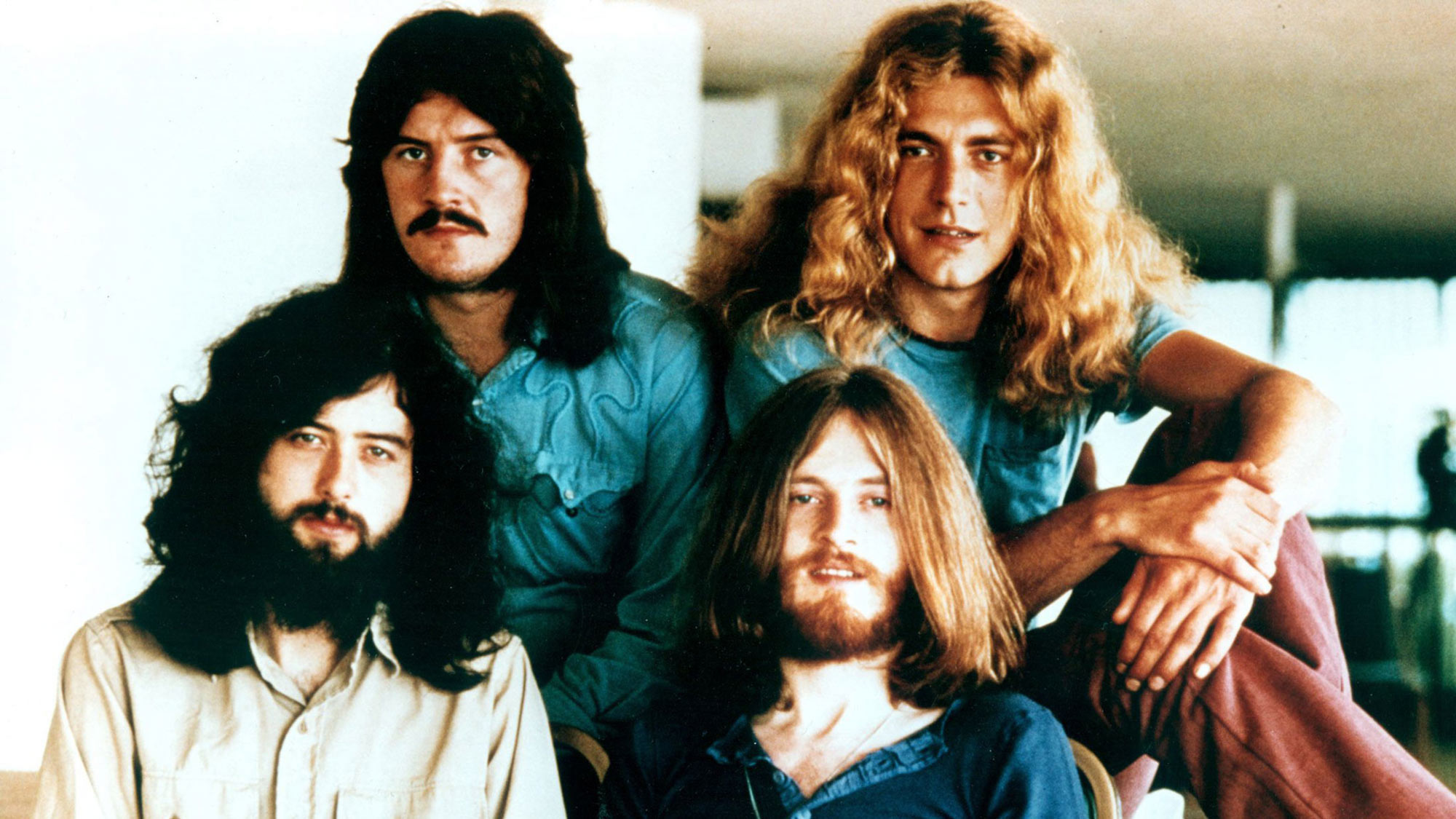 123 ROCK | Led Zeppelin | Robert Plant (Robert Anthony Plant) - August 20, 1948 - West Bromwich, Staffordshire, England, United Kingdom - Lead Vocals, Backing Vocals, Acoustic Guitar, Bass Guitar, Tambourine, Harmonica (1968 - 1980) (1994) (1998), Jimmy Page (James Patrick Page) - January 9, 1944 - Heston, Middlesex, London, England, United Kingdom - Electric Guitars, Rhythm Guitar, Acoustic Guitar, Twelve-string Guitar, Pedal Steel Guitars, Lap Steel Guitar, Slide Guitar, Double Neck Guitar with Six-String and Twelve-String, Bass Guitar, Mandolin, Theremin, Banjo, Dulcimer, The Gizmo, Backing Vocals (1968 - 1980) (1994) (1998), John Paul Jones (John Baldwin) - January 3, 1946 - Sidcup, Kent, London, England, United Kingdom - Bass Guitar, Guitar, Mandolin, Double Bass, Keyboards, Organ, Piano, Acoustic Piano, Electric Piano, Mellotron, Synthesizer, VCS3 Synthesizer, Hohner Clavinet, Hammond Organ, Harpsichord, Moog Synthesizer, Bass Guitar Effects Unit, Recorder, Backing Vocals (1968 - 1980), John Bonham (John Henry Bonham) (Also called : Bonzo, The Beast, Powerhouse) - May 31, 1948 - Redditch, Worcestershire, England, United Kingdom - Drums, Percussions, Timpani, Backing Vocals (1968 - 1980) | Genre : Hard Rock, Heavy Metal, Blues Rock, Folk Rock, Progressive Rock, Psychedelic Rock | Live | Concert | Photo | 34 | Photograph